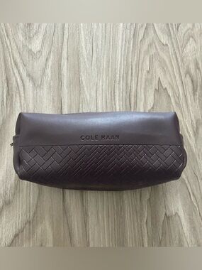NWOT Cole Haan Cherry Brown American Airline Toiletry Amenity Bag Travel Zip